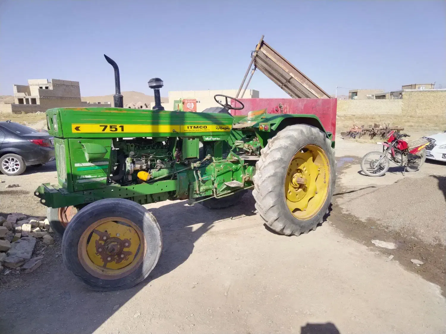 تراکتور آیتیم مدل 73،بسیار سالم و اماده ب کار|خودرو سنگین|سبزوار, توحیدشهر|دیوار