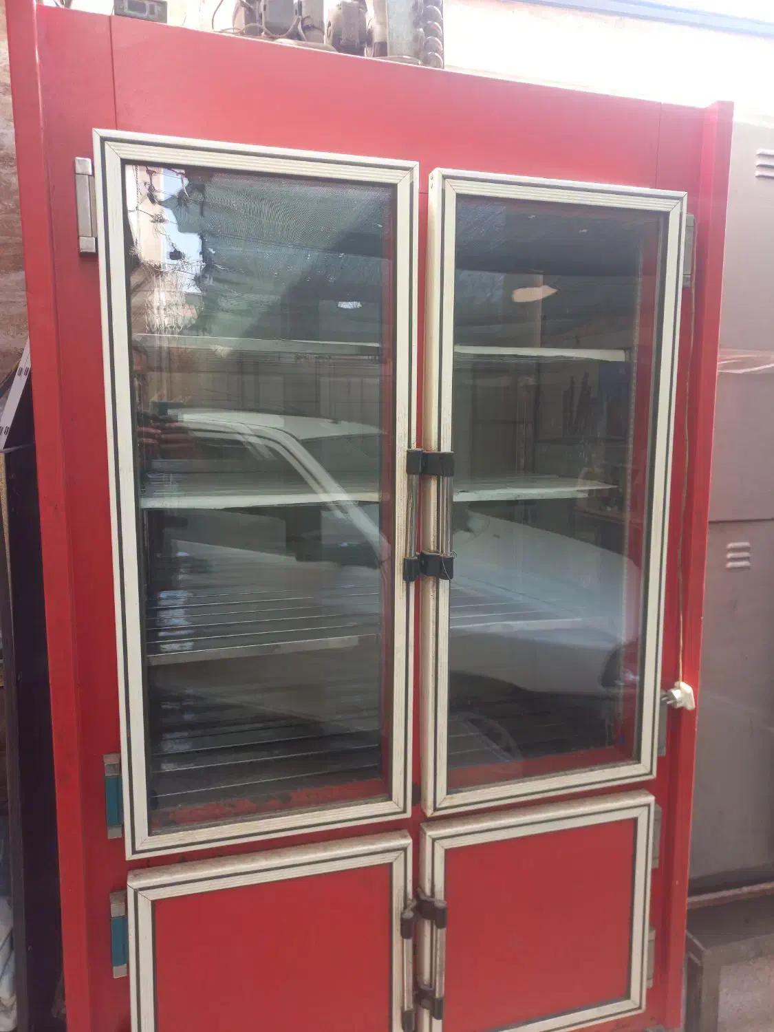 یخچال ۱۲۰ ۲طرف نما|کافی‌شاپ و رستوران|شاهین‌شهر, خانه کارگر|دیوار