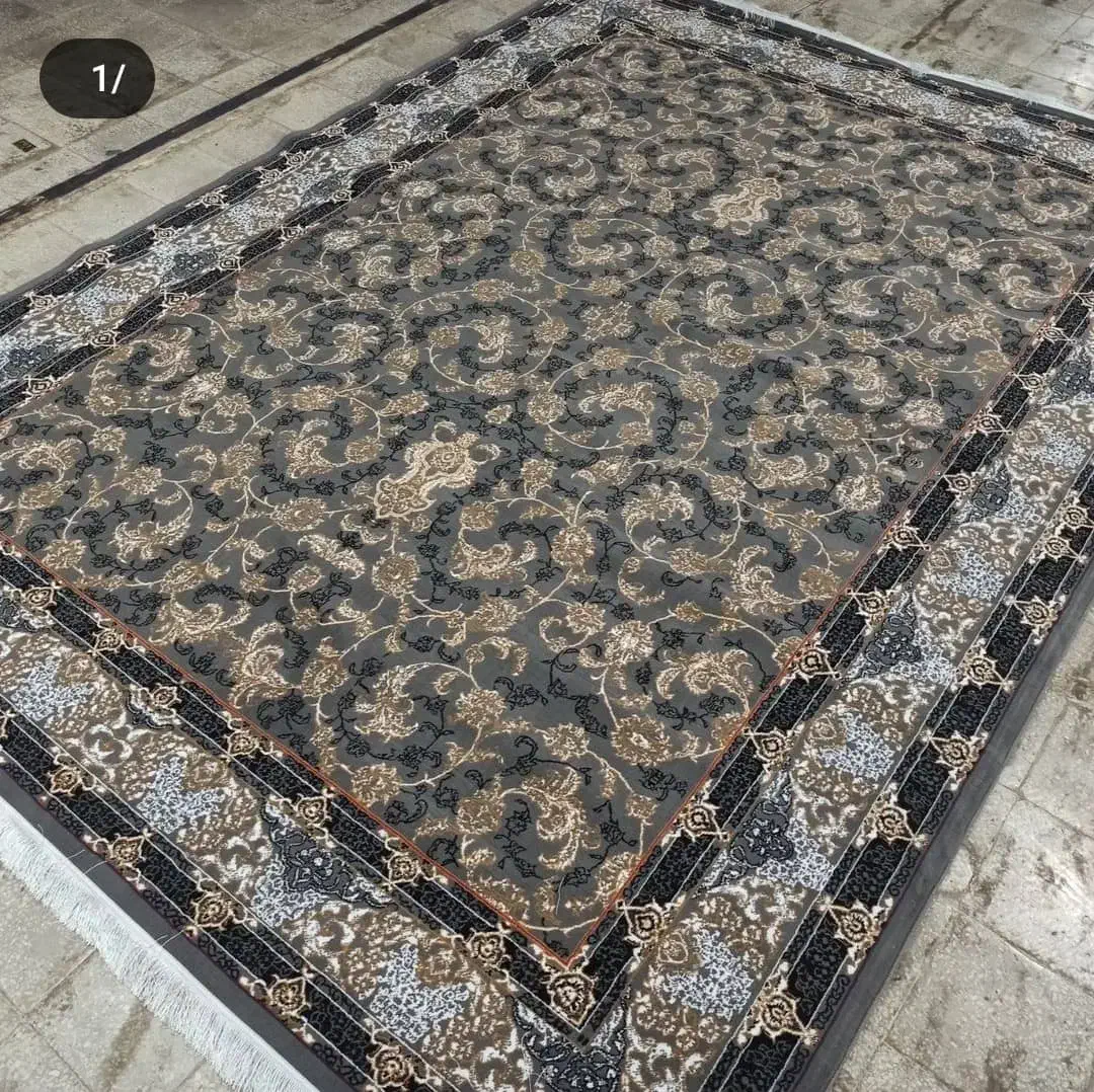 فرش ماندگار|فرش|قم, امامزاده ابراهیم|دیوار