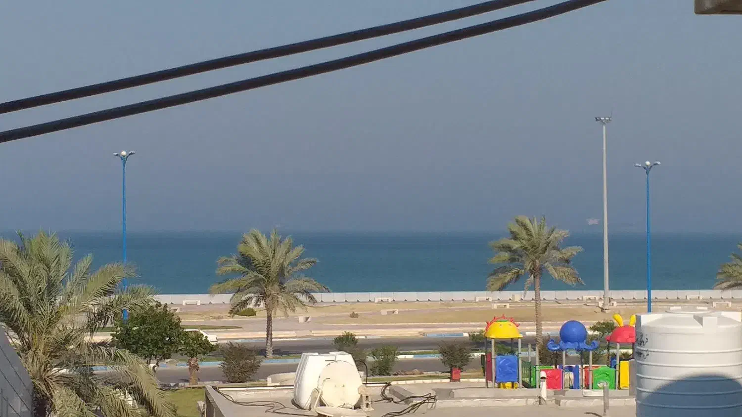 اجاره سوئیت مرکزشهر لب ساحل کنارمعراج|اجارهٔ کوتاه‌مدت آپارتمان و سوئیت|قشم, |دیوار