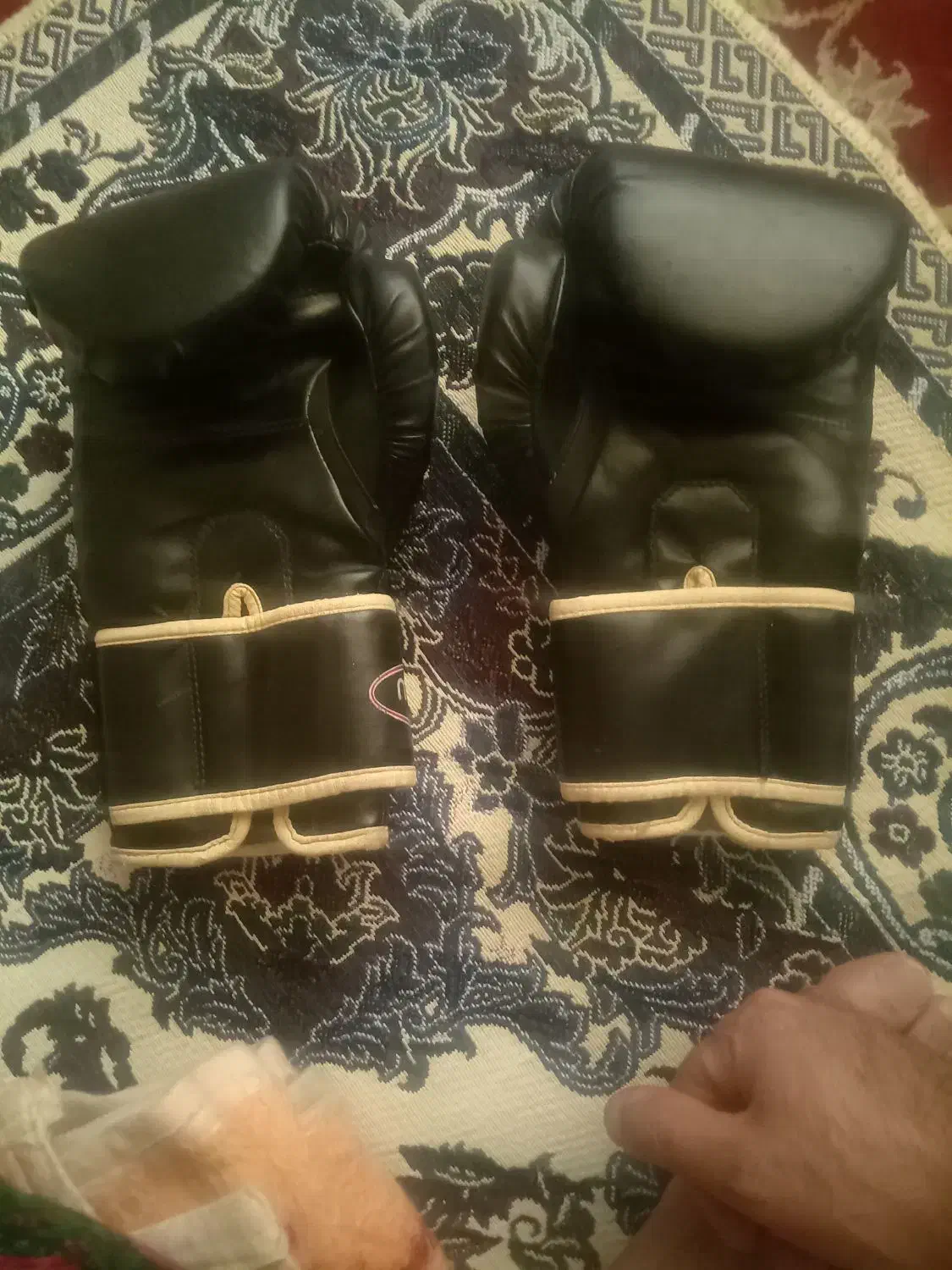 دستکش بوکس چرم|تجهیزات ورزشی|پیرانشهر, |دیوار