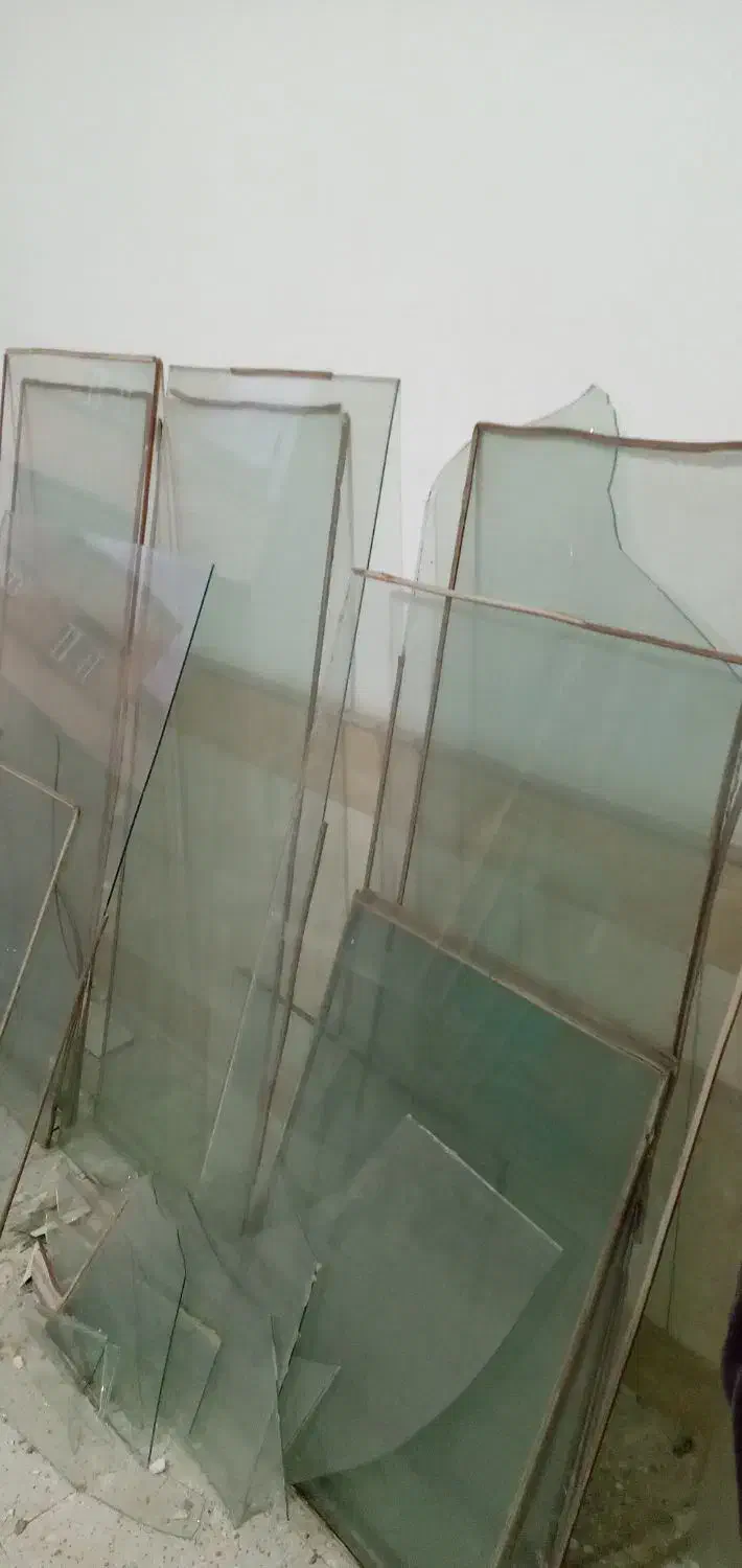 شیشه قدی|مصالح و تجهیزات ساختمان|کاشان, باغ ماجد|دیوار