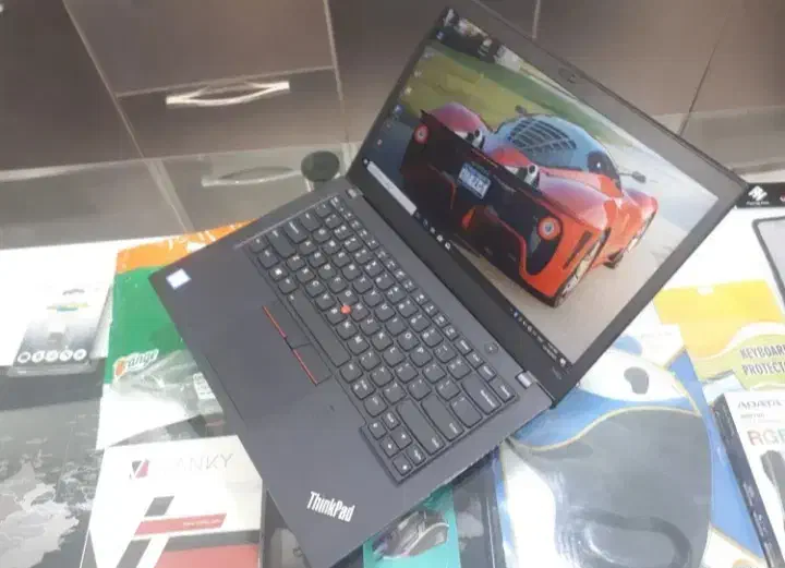 لپتاب لنوو|رایانه همراه|بافت, |دیوار