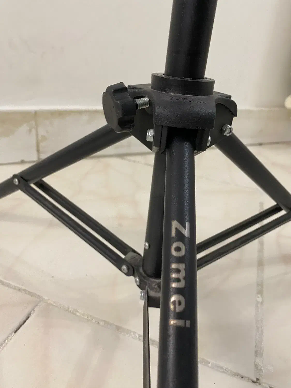 سه پایه دوربین و موبایل بلند ترین مدل zomei|دوربین عکاسی و فیلم‌برداری|کرج, دهقان ویلا|دیوار