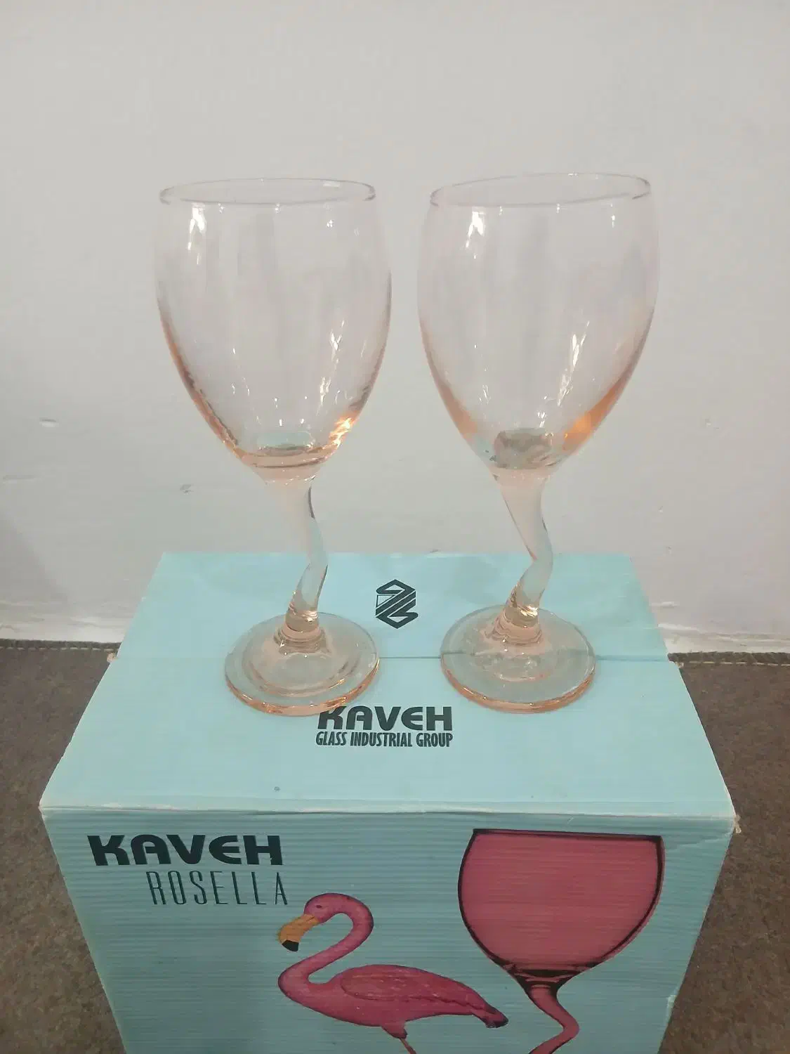 ظرف بلور|ظروف سرو و پذیرایی|کاکی, |دیوار