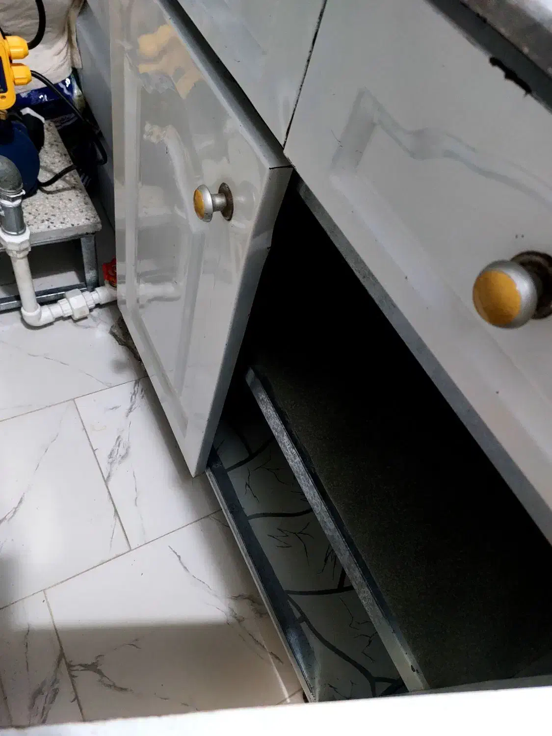 کابینت فلزی|مصالح و تجهیزات ساختمان|پردیس, فاز ۳|دیوار