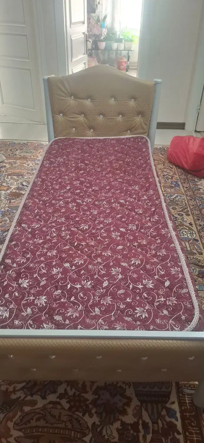 تخت نوجوان با تشک طبی سالم|تخت و سرویس خواب|مشهد, صیاد شیرازی|دیوار