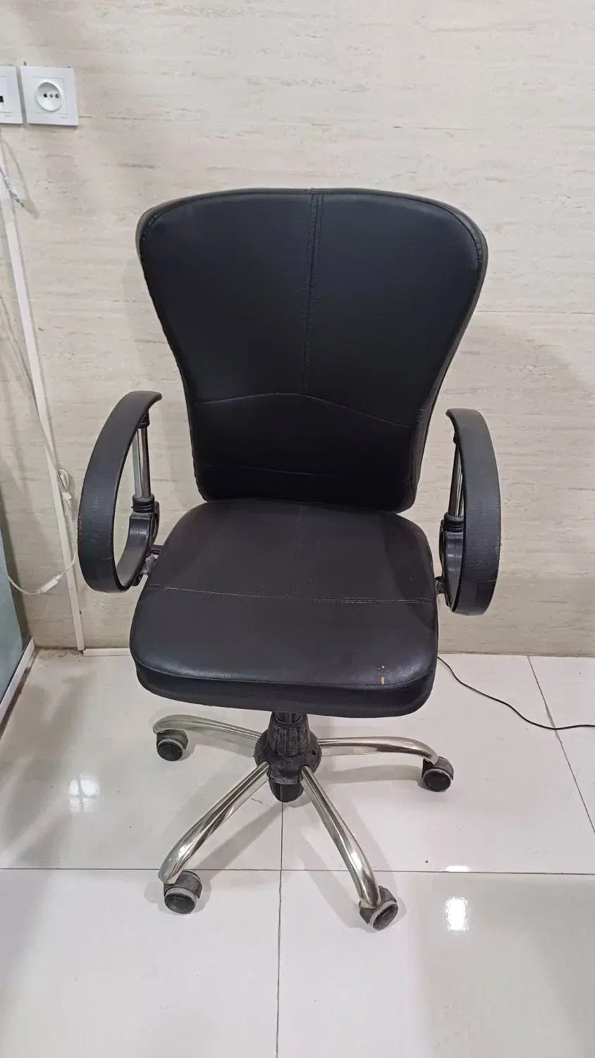 2عددصندلی جکی گردان|مبلمان اداری|خرم‌آباد, |دیوار