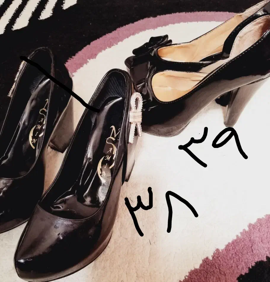 دوجفت کفش مجلسی|لباس|مسجد سلیمان, |دیوار