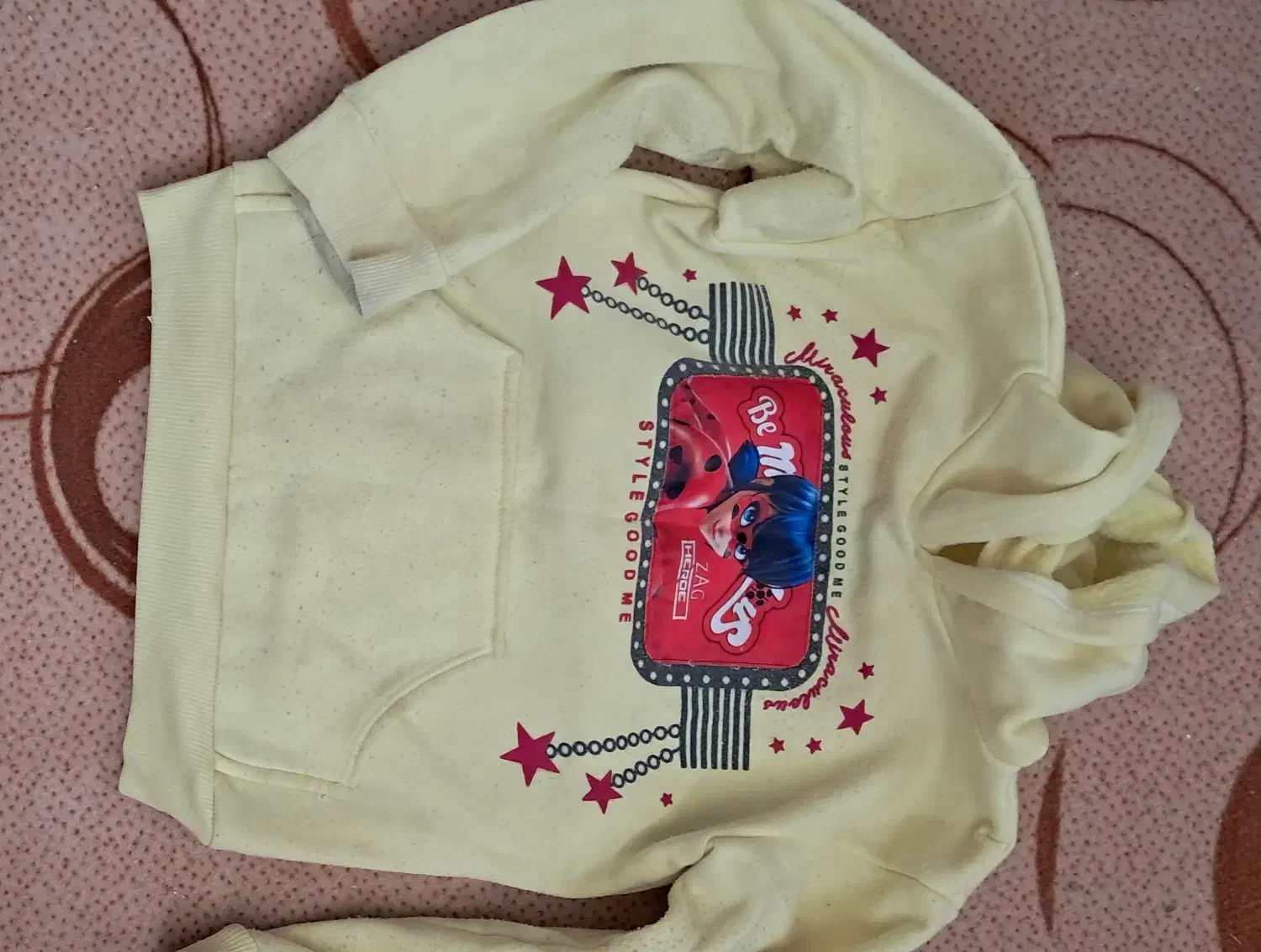 لباس گرم|کفش و لباس بچه|مرودشت, پشت سایپا|دیوار