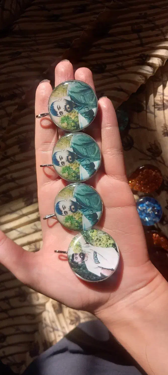 زیورالات و گردنبند عکس رزینی|بدلیجات|یاسوج, |دیوار