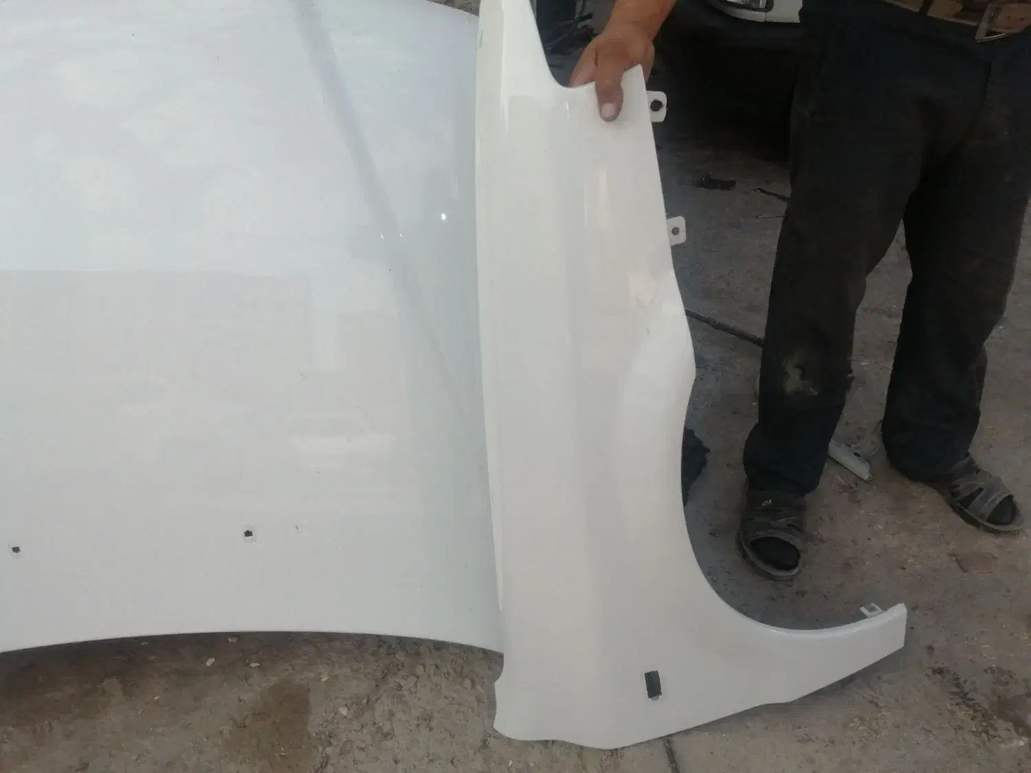 گلگیر و کاپوت سورن|قطعات یدکی و لوازم جانبی|ایلام, |دیوار