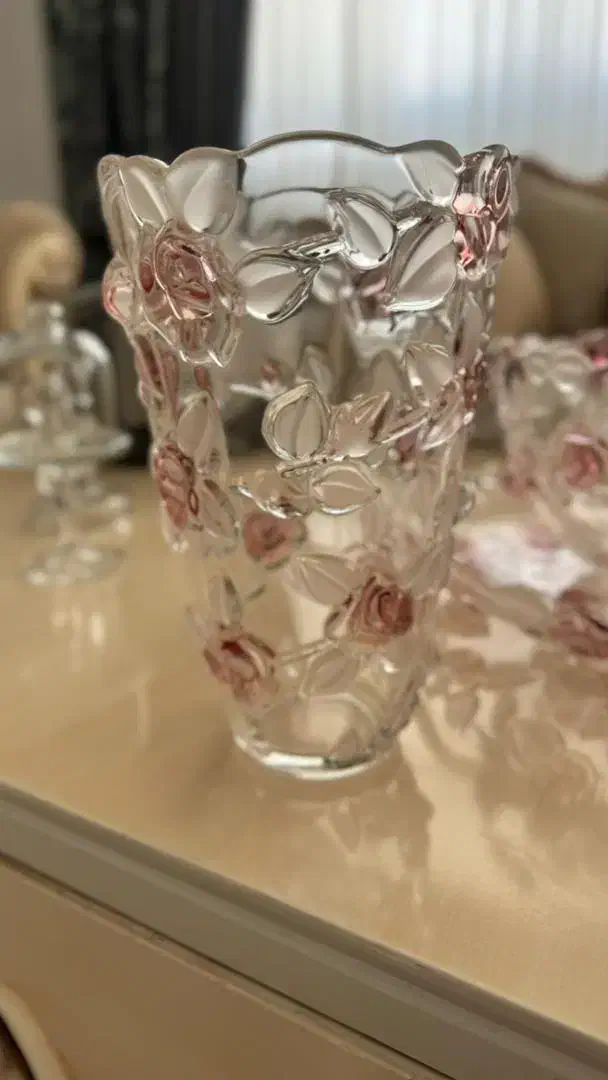 تعدادی ظرف بلوری اکسسوری منزل لوکس و یک عدد سرخ کن|حراج|ایلام, |دیوار