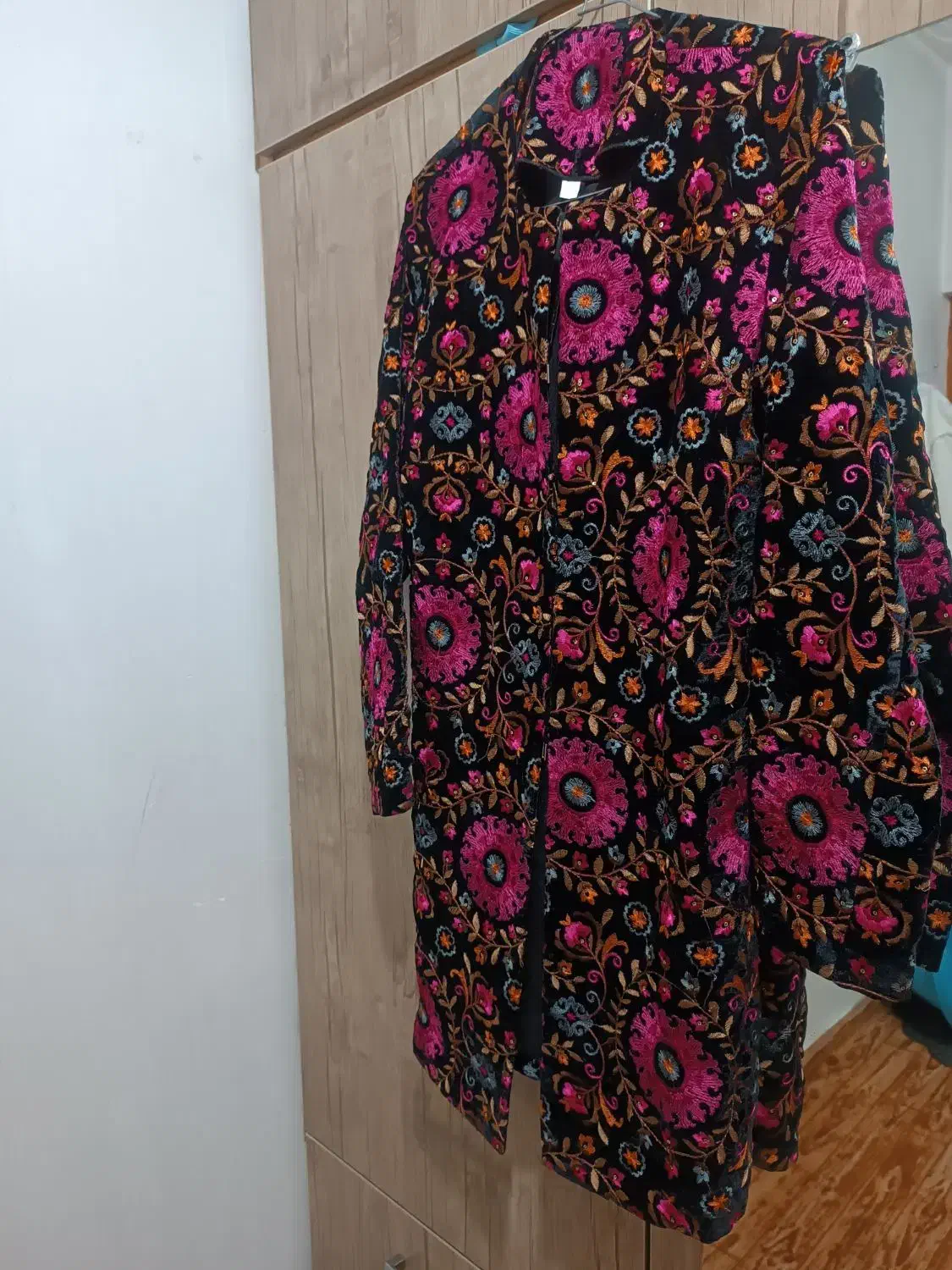 کت مجلسی سایز۲|لباس|رشت, پاره بیجار|دیوار