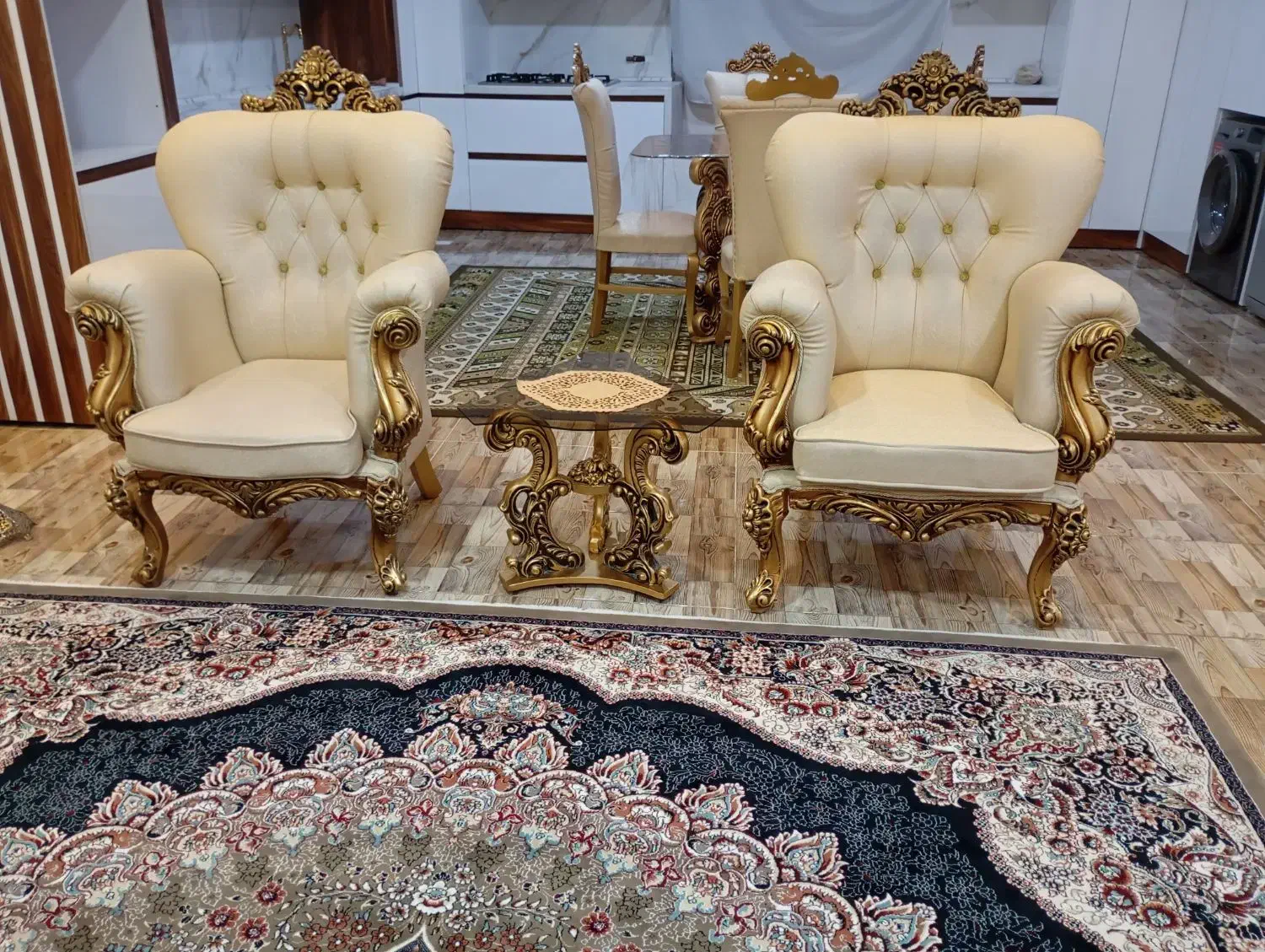 مبل ده نفره و میزغذا خوری|مبلمان خانگی و میز عسلی|الشتر, |دیوار