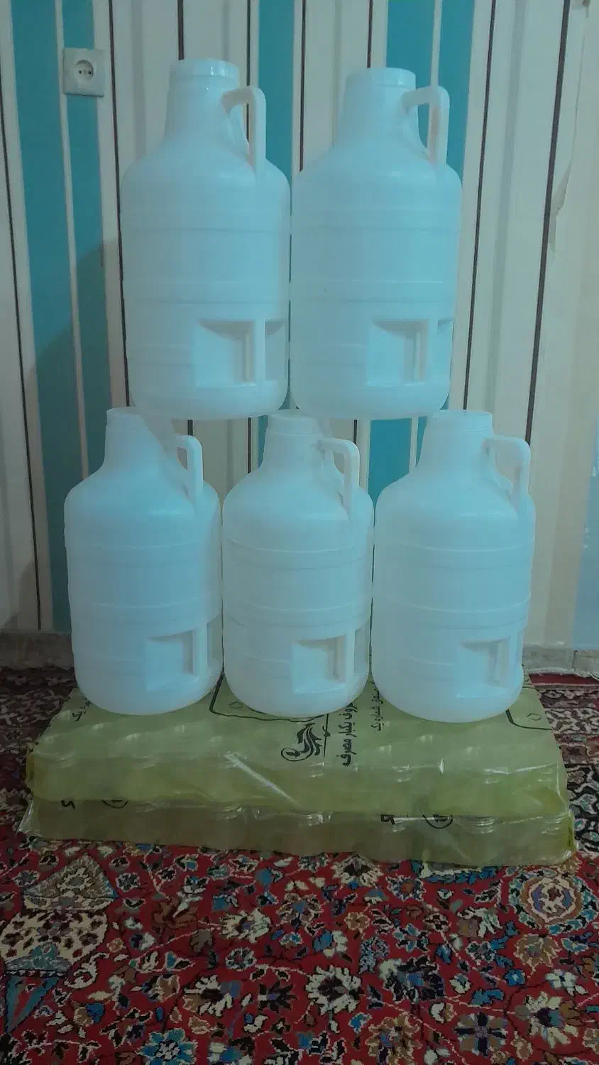 گالن ۲۰ لیتری|ظروف نگهدارنده، پلاستیکی، یکبارمصرف|کرمان, |دیوار