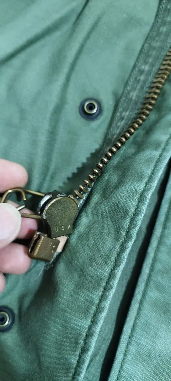 اورکت امریکایی|لباس|نظرآباد, نظرآباد|دیوار