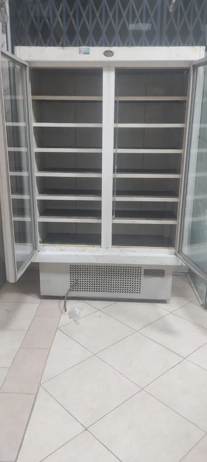 یخچال|فروشگاه و مغازه|قم, شهر قائم|دیوار