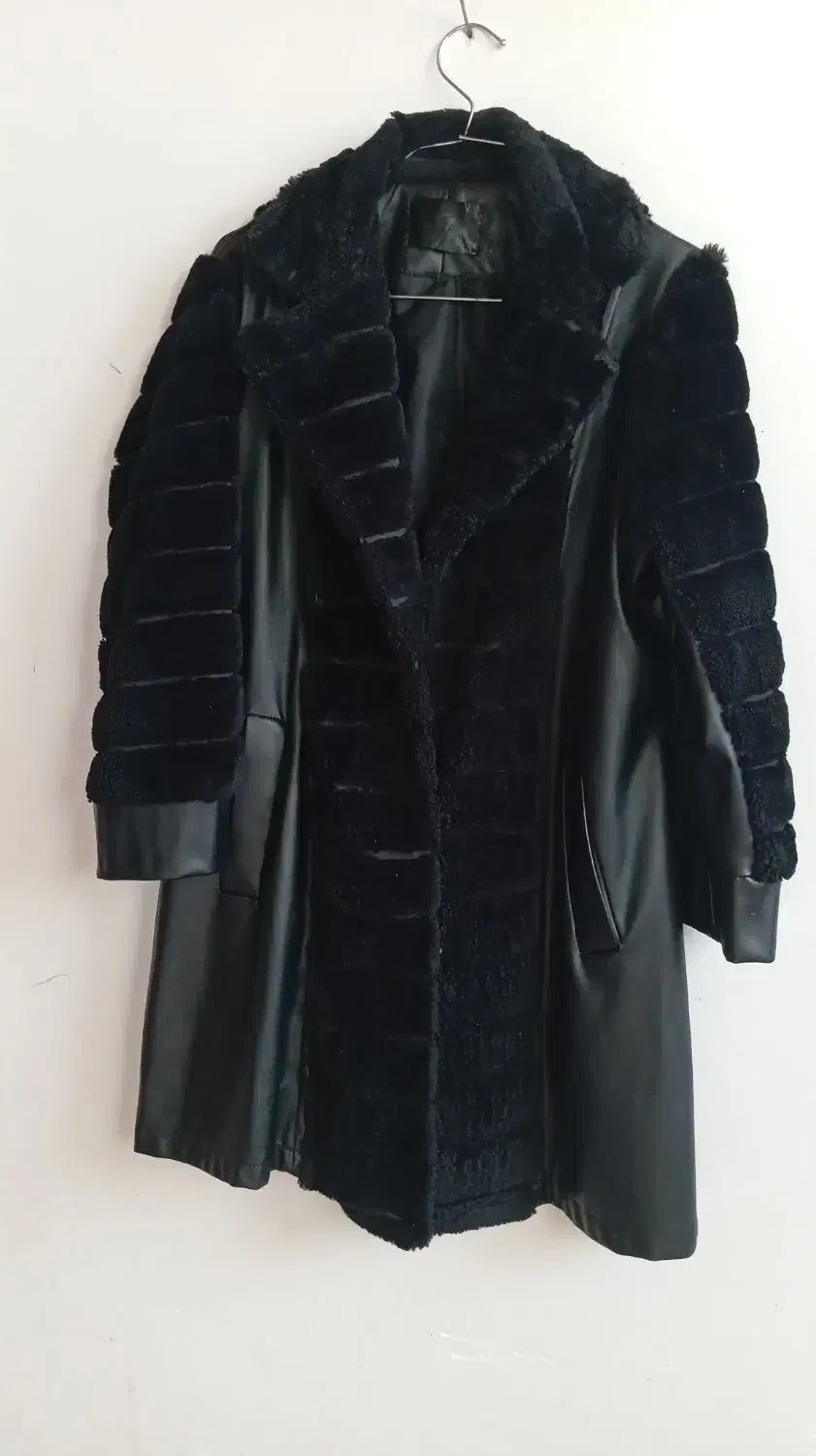 کت زنانه|لباس|پاتاوه, |دیوار