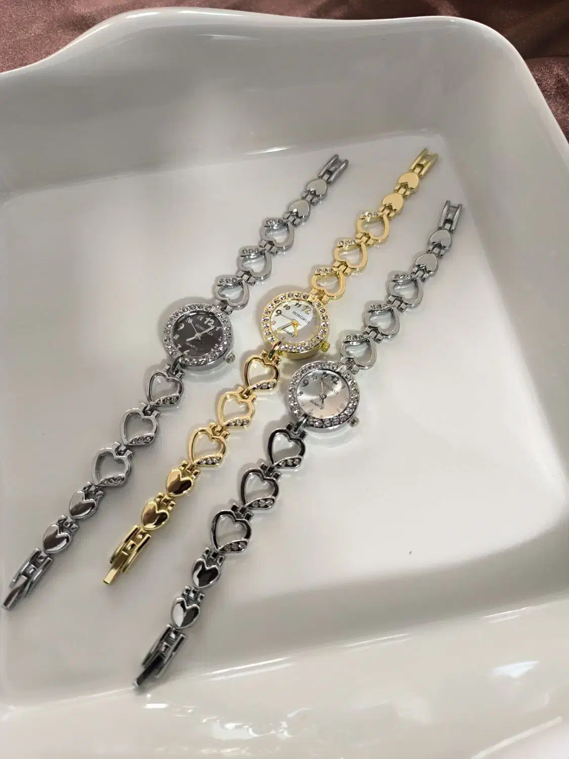 بدلیجات|بدلیجات|کاشان, ولیعصر|دیوار