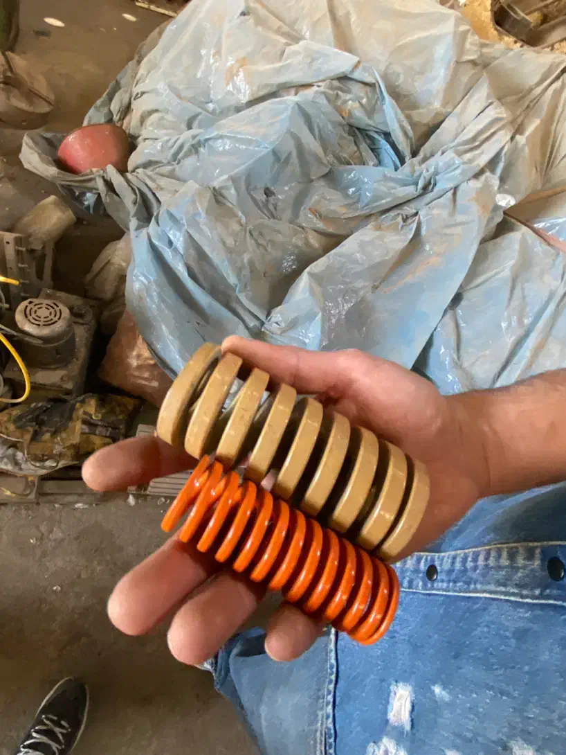 فنر دیسکی آلمانی|قطعات یدکی و لوازم جانبی|تهران, دولتخواه شمالی|دیوار