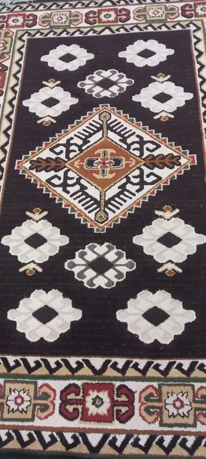 گلیم فرش|فرش|فومن, |دیوار