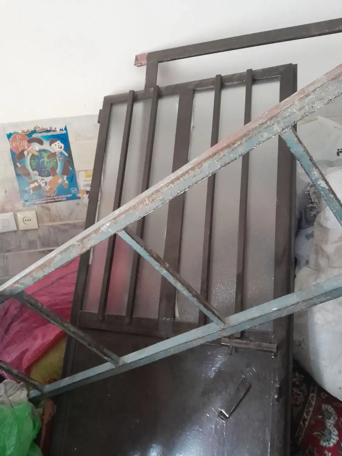 درب انباری اهنی|مصالح و تجهیزات ساختمان|لوشان, |دیوار