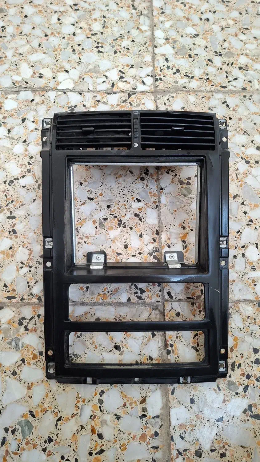 منبع اگزوز اسپرت و قاب پنل پژو داشبورد جدید|قطعات یدکی و لوازم جانبی|شوش, |دیوار