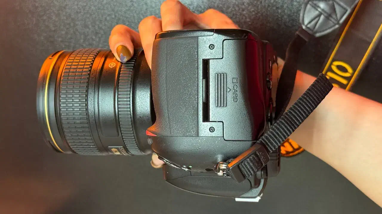 نیکون d610  با لنز  mmmm42k شات|دوربین عکاسی و فیلم‌برداری|یزد, |دیوار