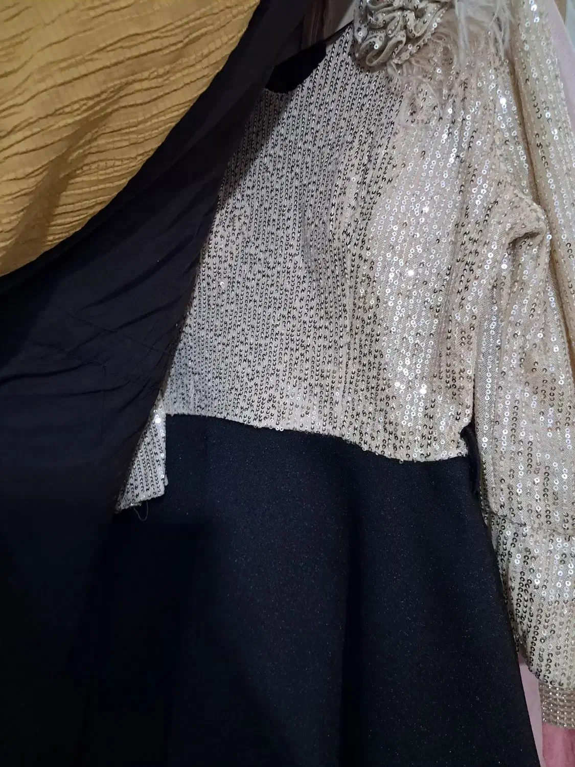 لباس مجلسی|لباس|اراک, |دیوار