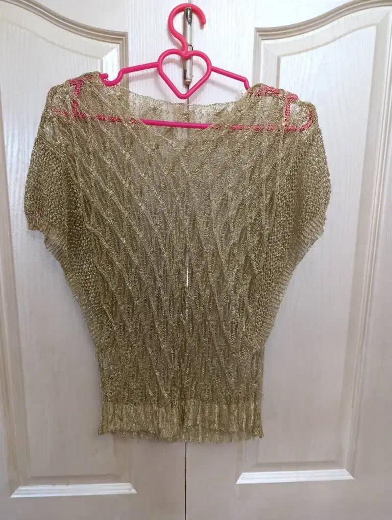 لباس  مجلی و مانتو گیپور|لباس|باسمنج, |دیوار