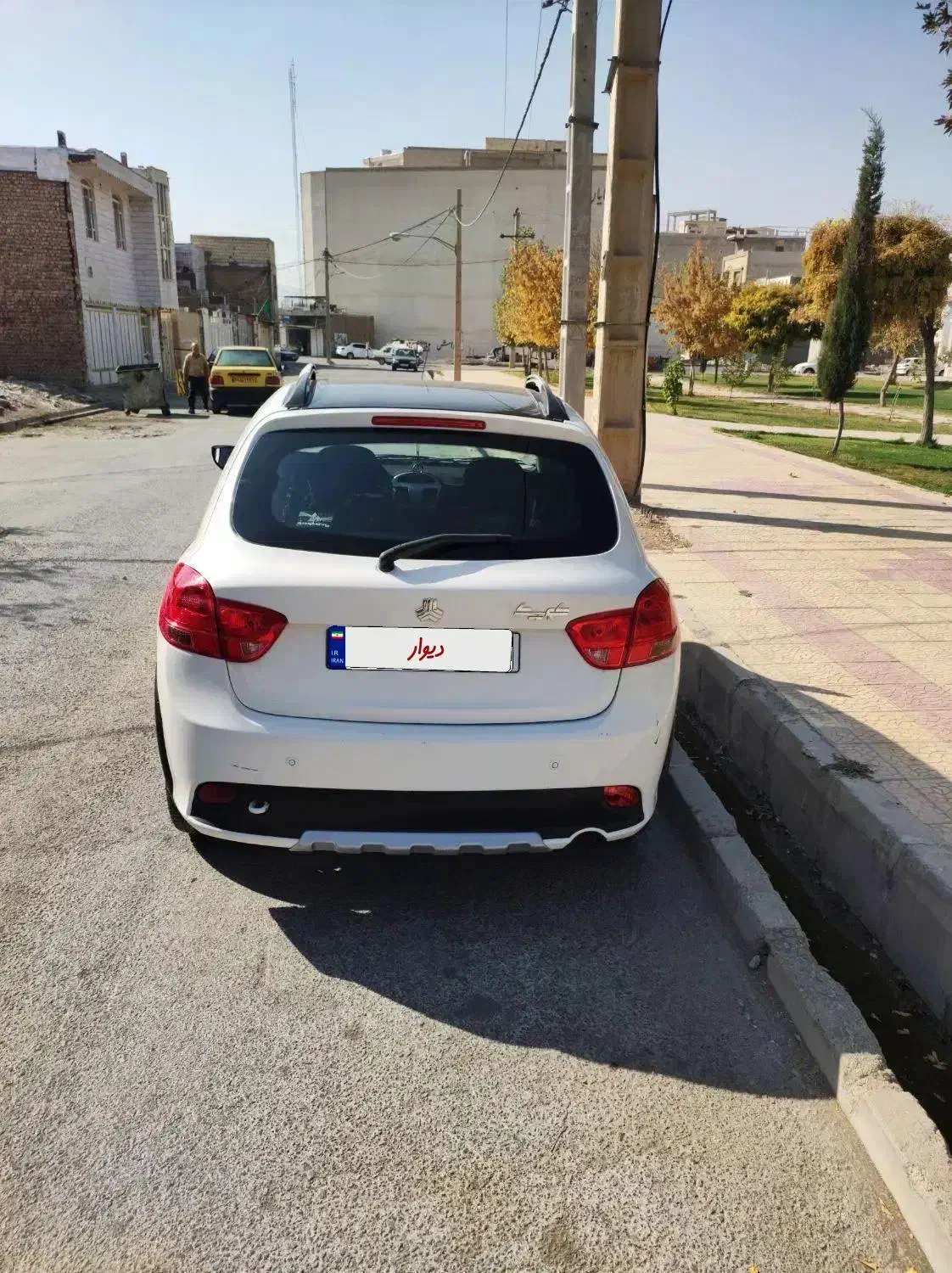 کوییک 1401|خودرو سواری و وانت|خرمآباد, |دیوار