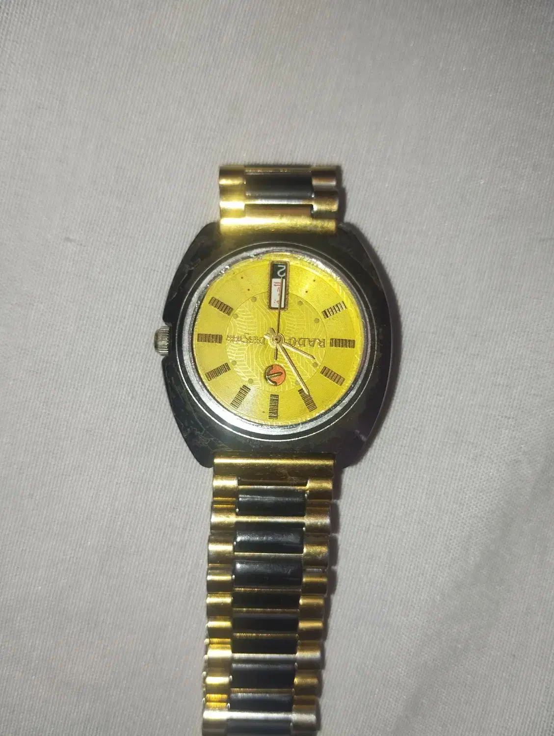 ساعت مچی قدیمی اصل رادو|ساعت|اصفهان, حصه جنوبی|دیوار