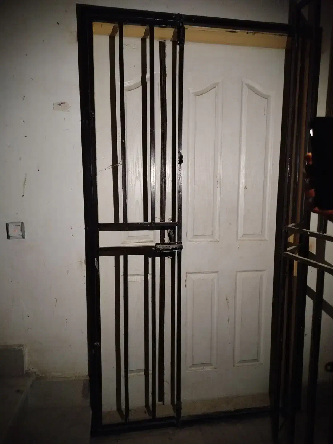 حفاظ در ورودی|مصالح و تجهیزات ساختمان|آق قلا, |دیوار