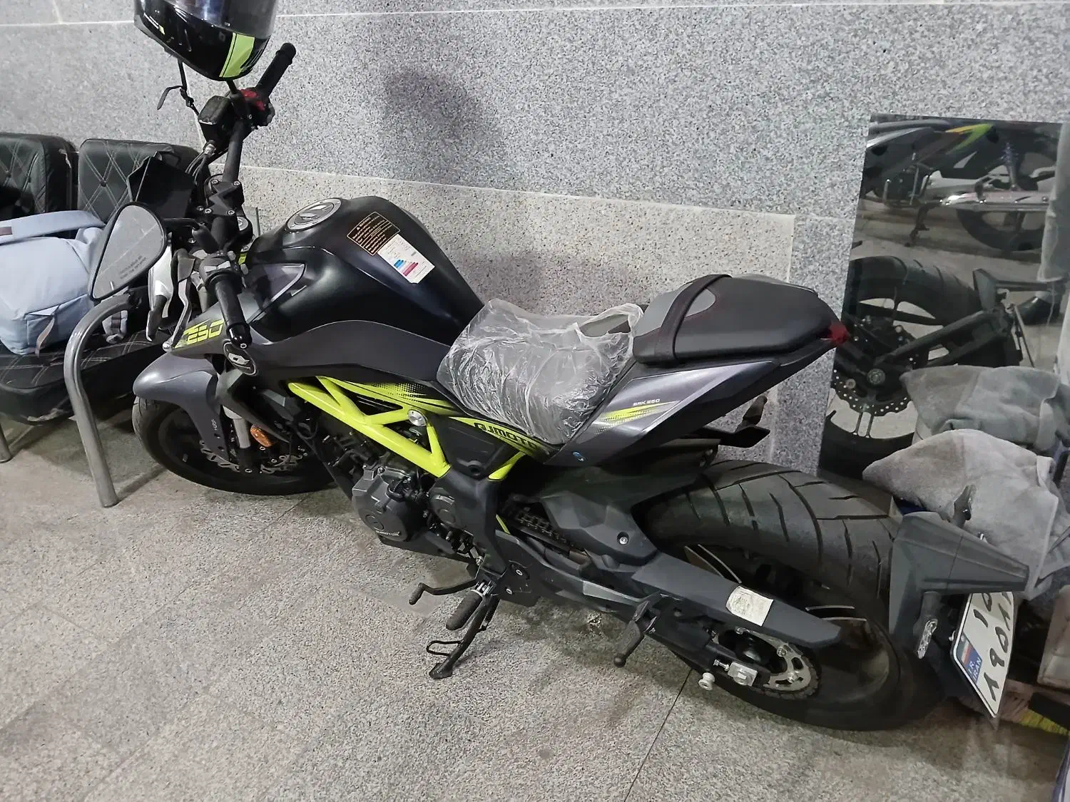 موتور کیوجی ۳۰۰ نو نو نو مدل ۱۴۰۲ تازه تحویل گرفتم|موتورسیکلت|قدس, شهر‌قدس|دیوار