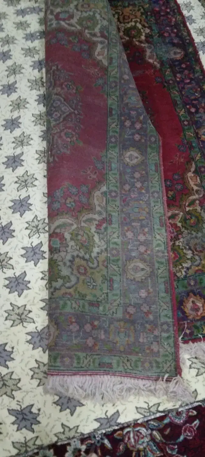 فرش کهنه دست باف قدیمی|فرش|بندر انزلی, ساحل قو|دیوار