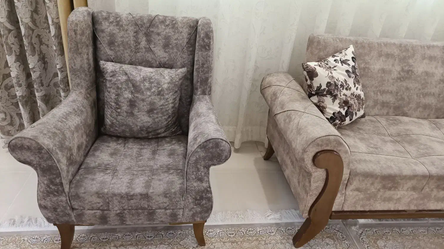 مبل راحتی ۷نفره سالم|مبلمان خانگی و میز عسلی|بندرعباس, |دیوار