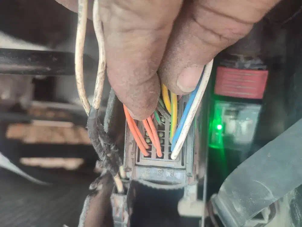 امداد برق خودرو سیار|خدمات موتور و ماشین|دزفول, |دیوار