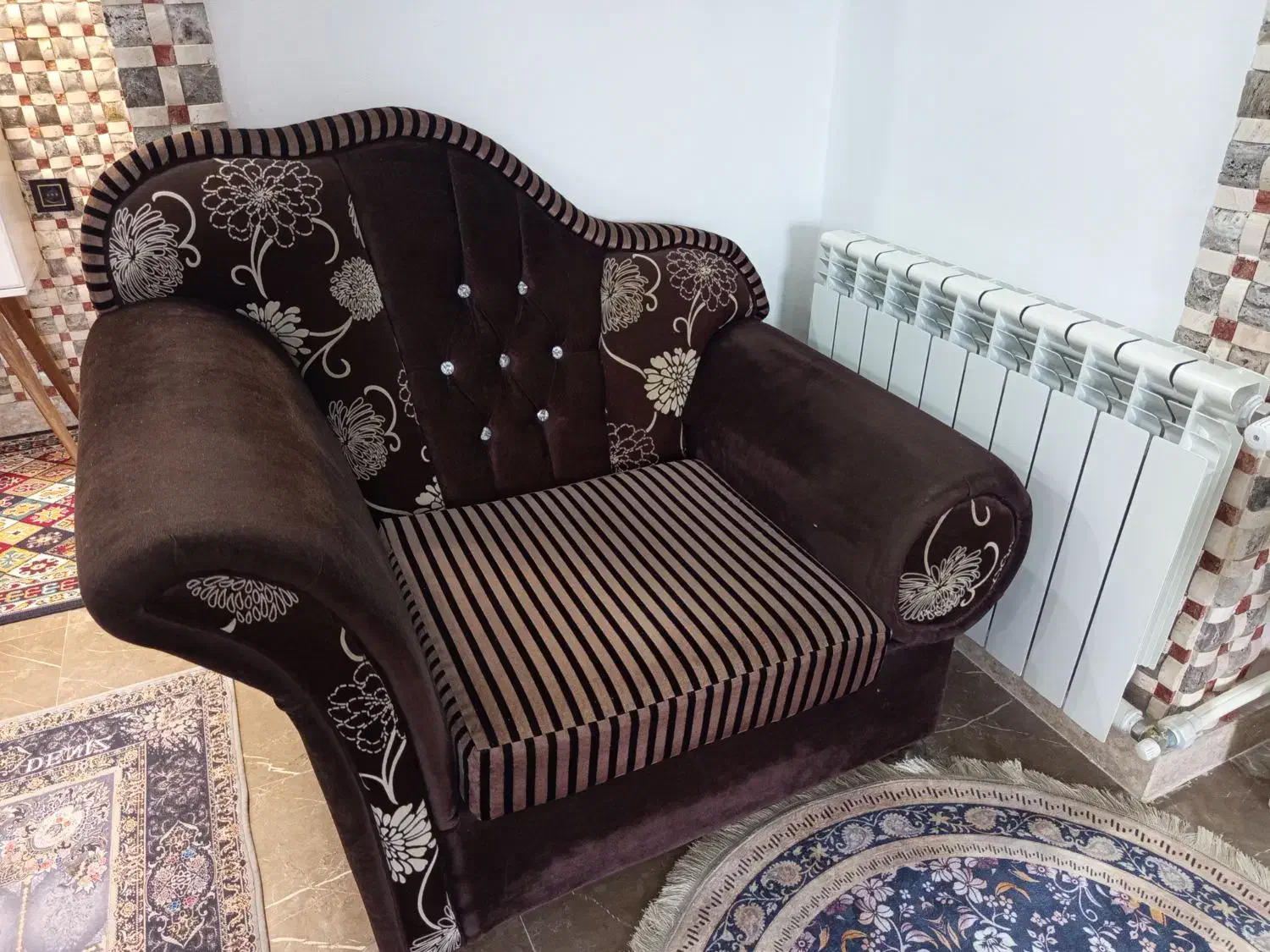 سالم و تمیز ۷نفره|مبلمان خانگی و میز عسلی|سلمان‌شهر, |دیوار