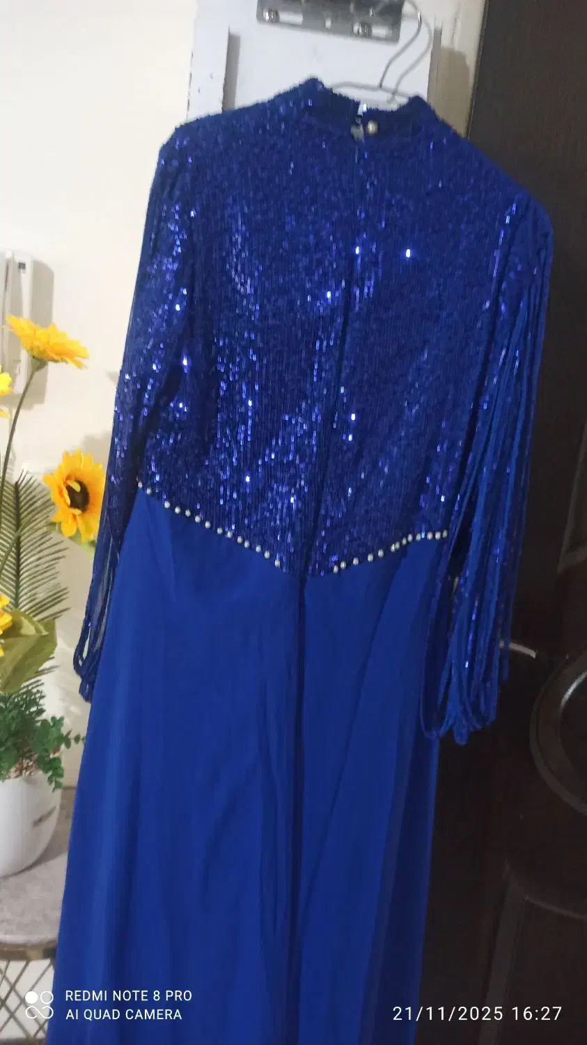 لباس‌مجلسی‌|لباس|پرند, فاز ۶|دیوار