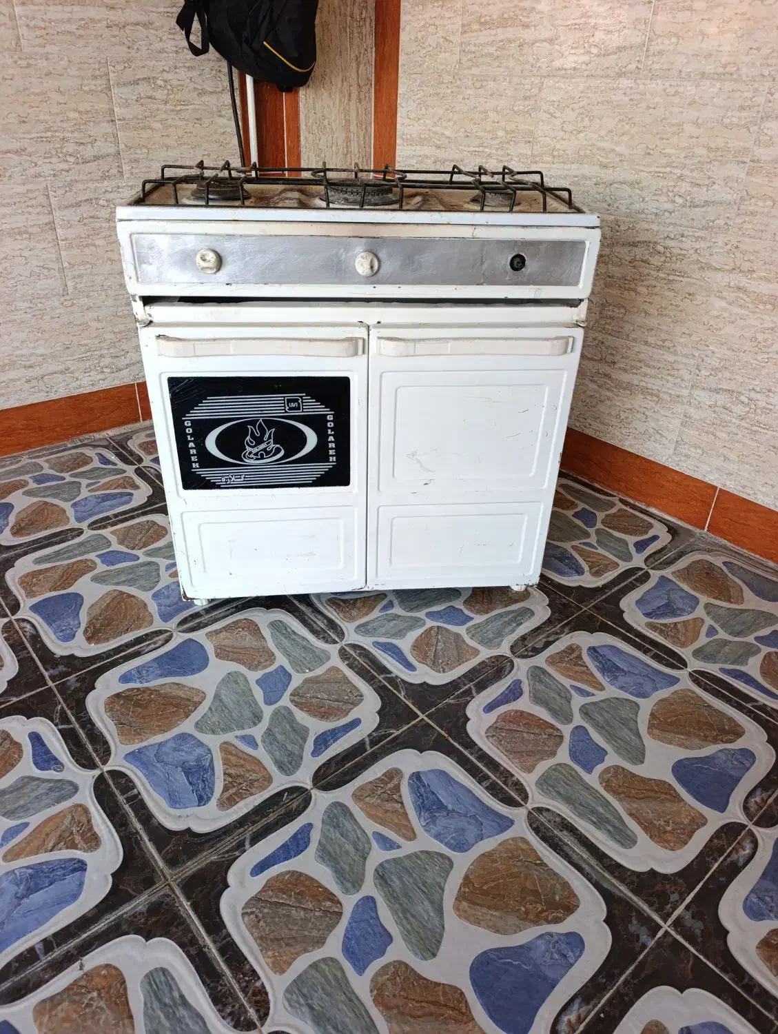 یک عدد یخچال بایک عدد اجاق گاز|اجاق گاز و لوازم برقی پختوپز|رامهرمز, |دیوار