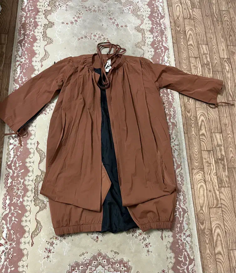 مانتو|لباس|یزد, |دیوار