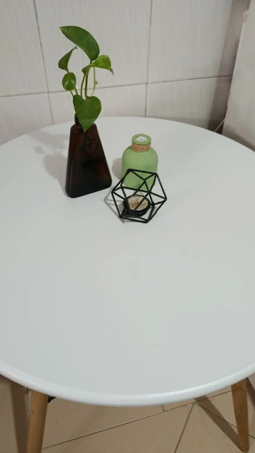 میز ایفل|میز و صندلی غذاخوری|مشهد, سید رضی|دیوار