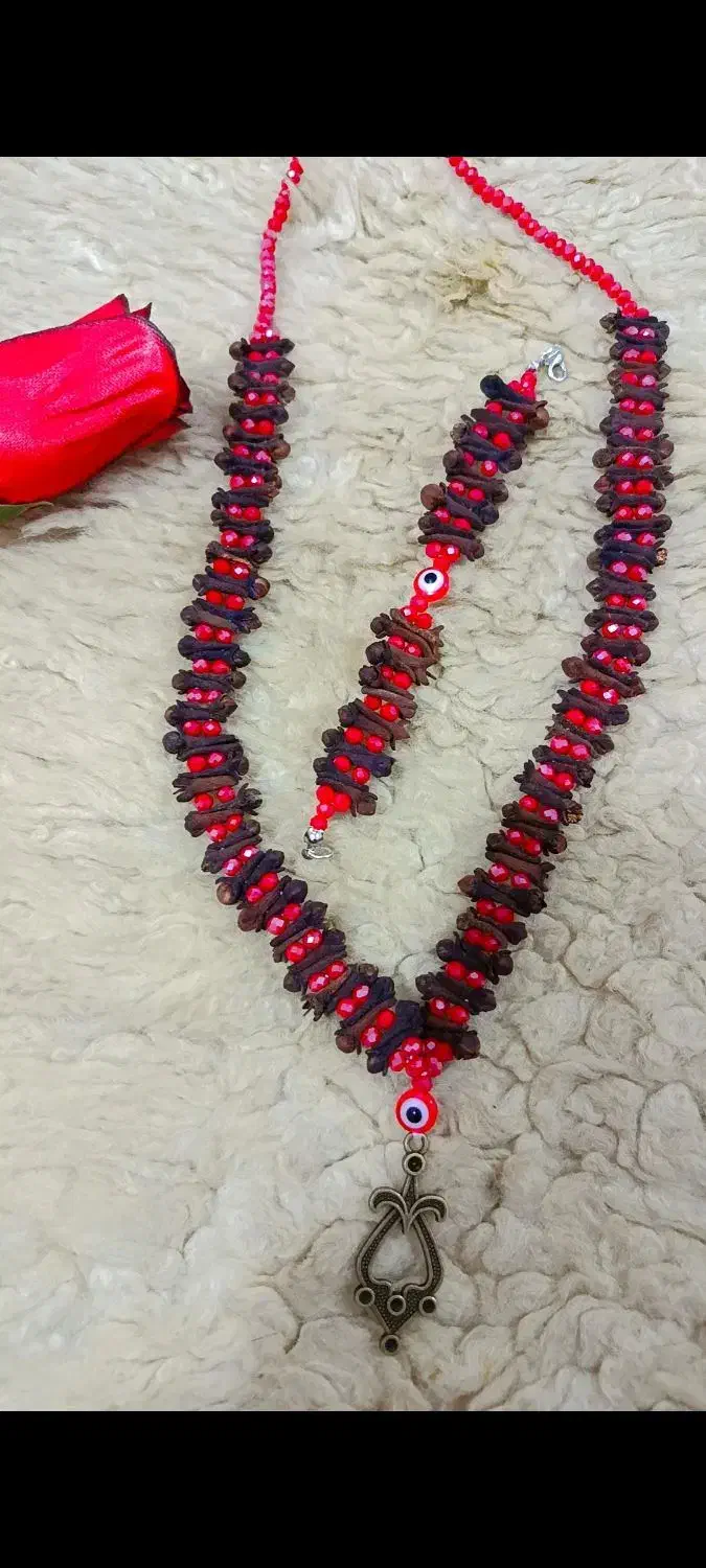 ست گردنبند و رو مانتویی و آویز ماشین میخک|بدلیجات|بمپور, |دیوار