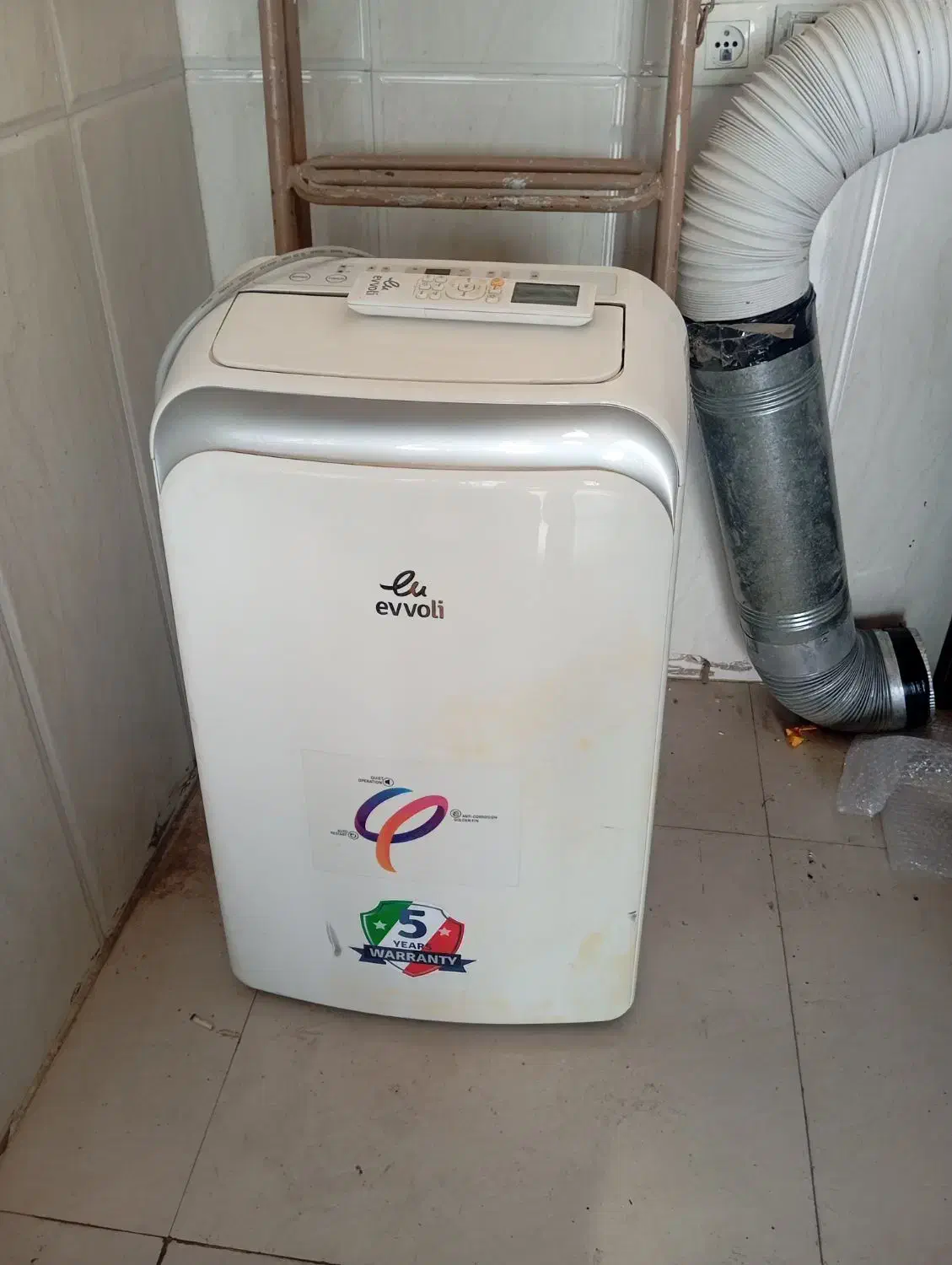 کولرگازی پرتابل ۱۲۰۰۰|کولر گازی و فنکوئل|نسیمشهر, |دیوار