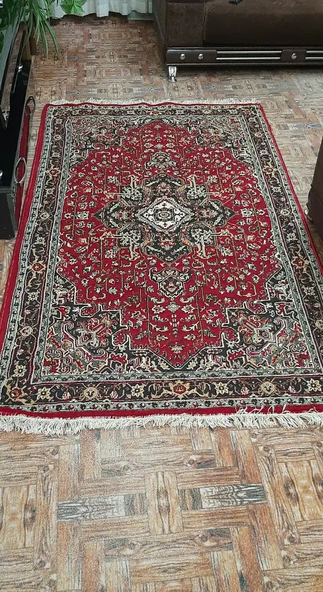 قالیچه و پادری|فرش|ارومیه, |دیوار