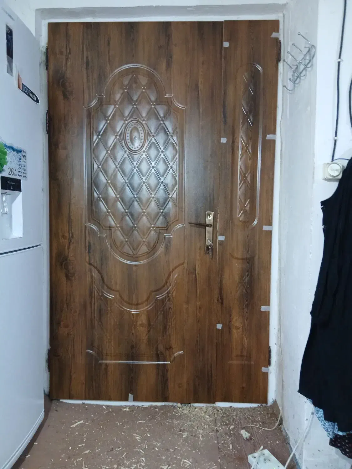 نصاب درب چوبی|خدمات پیشه و مهارت|لاهیجان, انقلاب|دیوار