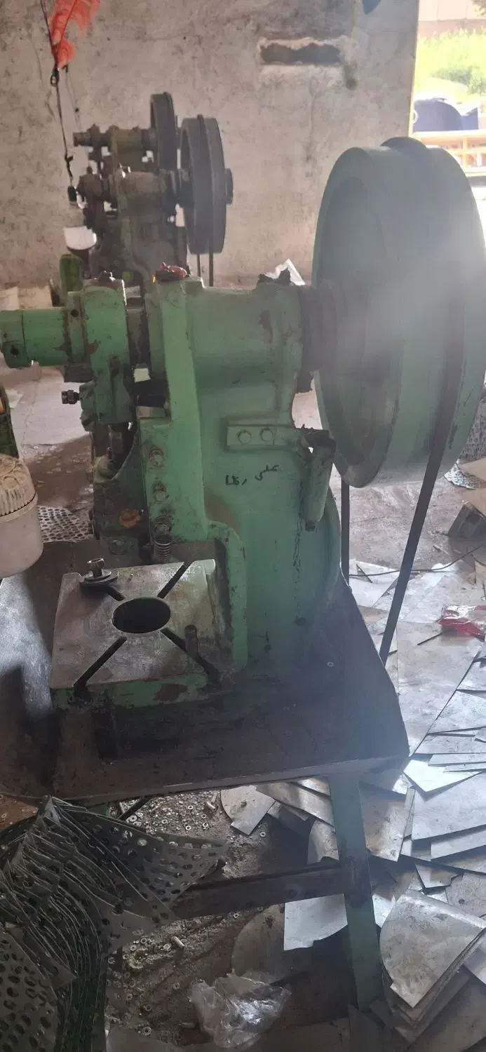 دستگاه پرس|ماشین‌آلات صنعتی|بهارستان, |دیوار