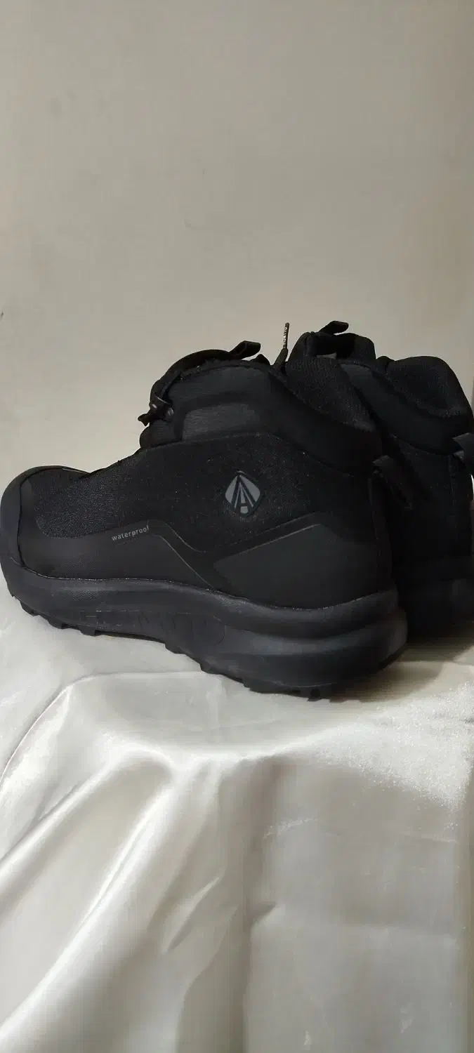 کتونی زمستانی هامتو|کوهنوردی و کمپینگ|تهران, امام زاده عبدالله|دیوار