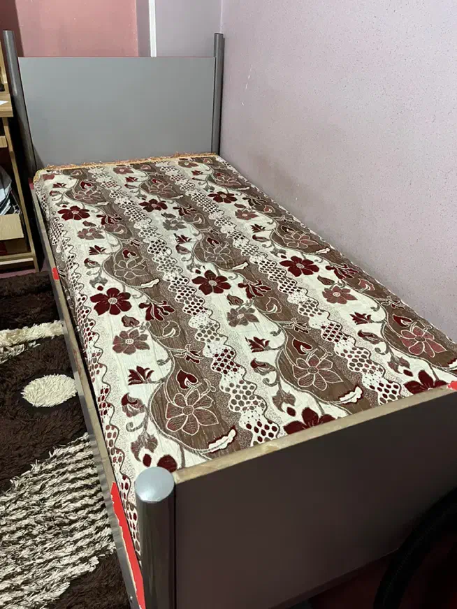 تخت خواب تک نفره|تخت و سرویس خواب|تبریز, |دیوار